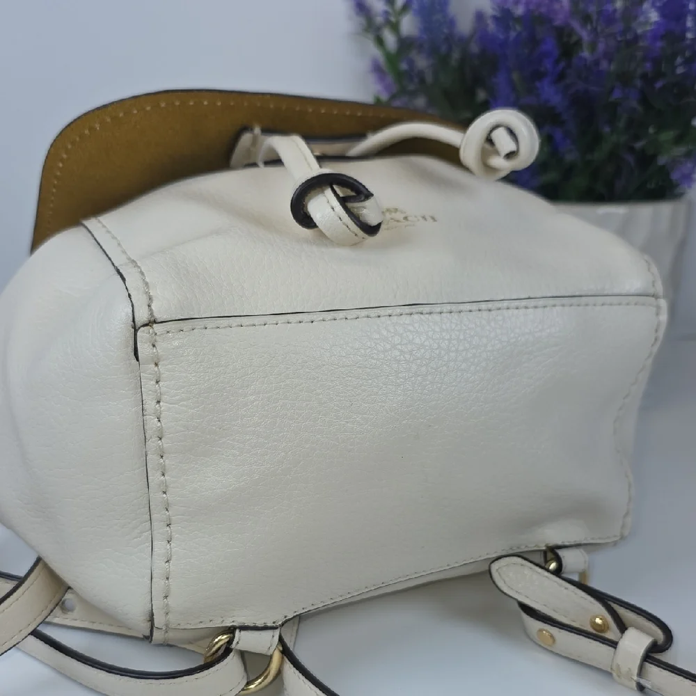 Coach Derby Ivory White‎ Leather Backpack Crossbody Shoulder Bag - Picture 11 of 16